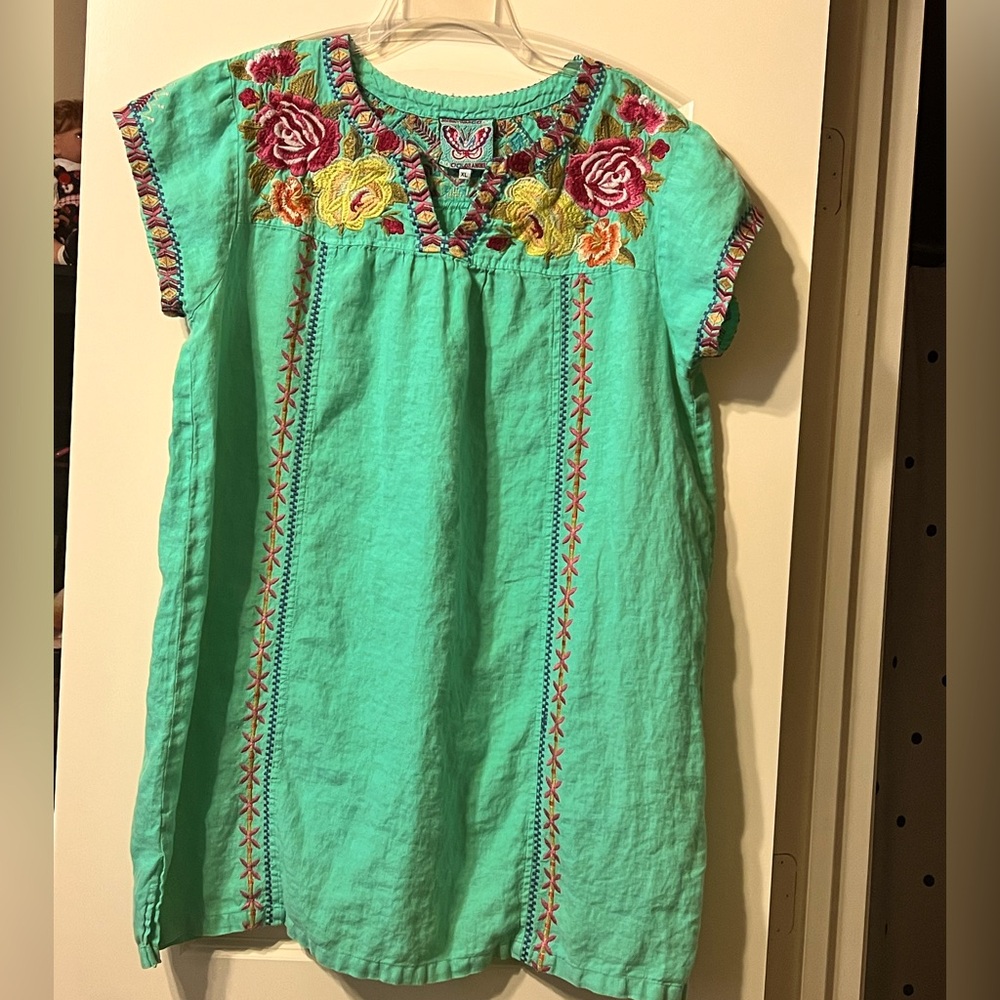 Women’s Johnny Was Linen Embroidered Turquoise Dress
Size XL